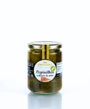 Pepinos rellenos de atún